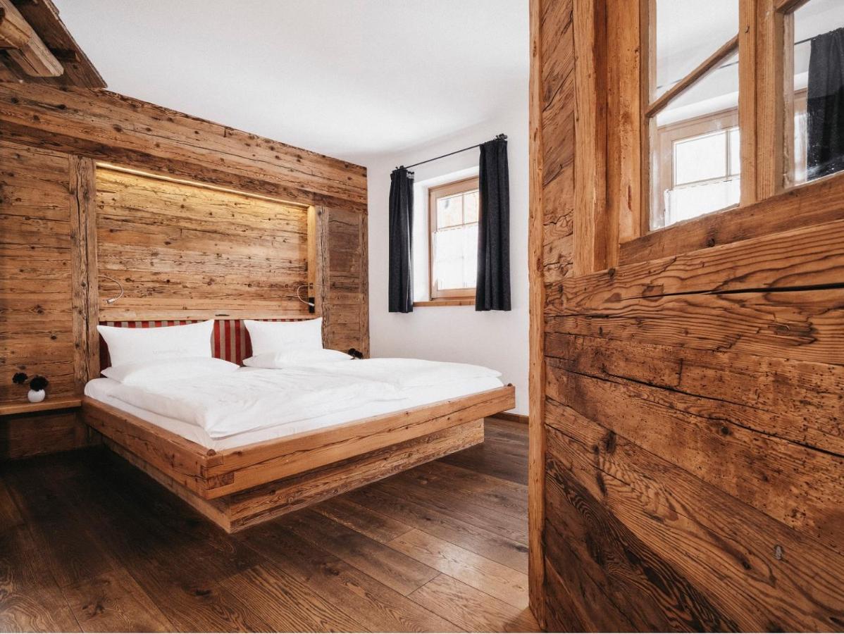 Almwellness-Resort Tuffbad Sankt Lorenzen im Lesachtal Exterior photo